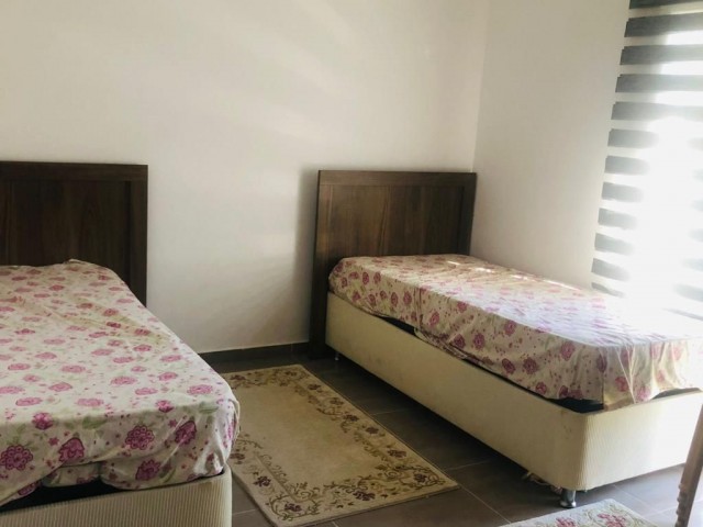 3+1 FLAT FOR SALE IN KYRENIA CENTER WITH PRIVATE GARDEN, FULLY FURNISHED AT BARGAIN PRICE!! TURKISH TITLE!!