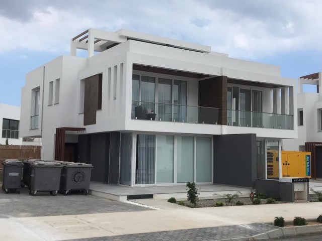 3+1 LARGE GARDEN TWIN VILLAS FOR SALE IN ALSANCAK, KYRENIA!