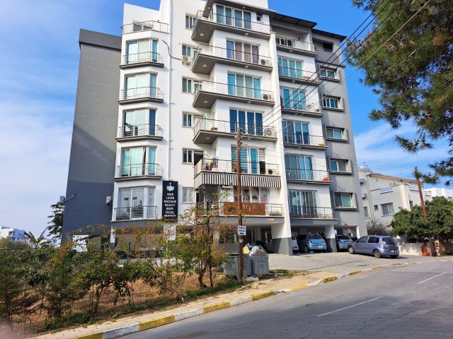 4+1 APARTMENT WITH COMMERCIAL PERMIT FOR RENT IN WALKING DISTANCE TO GIRNE PARK AVM!!