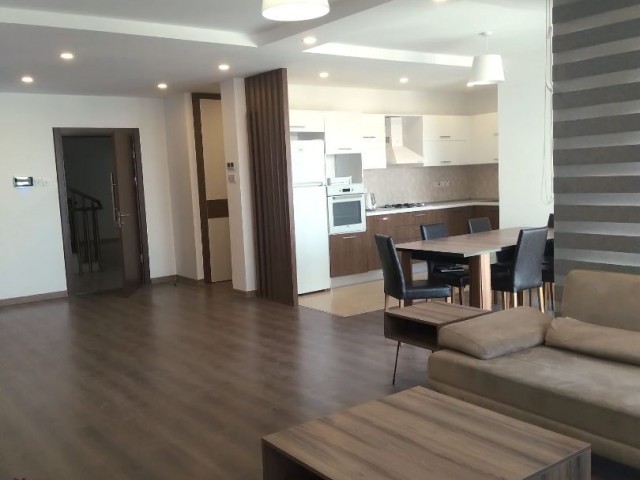 LUXURIOUS 3BEDROOM DUPLEX PENTHOUSE 