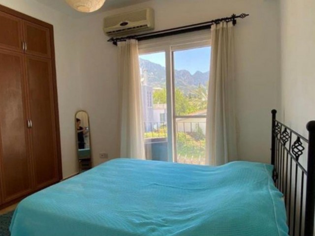 Girne Alsancak'ta ,Satılık 3+1 Villa, (Özel Havuz, Teras, Şömineli Salon, Geniş Bahçe, Dağ manzarası.)