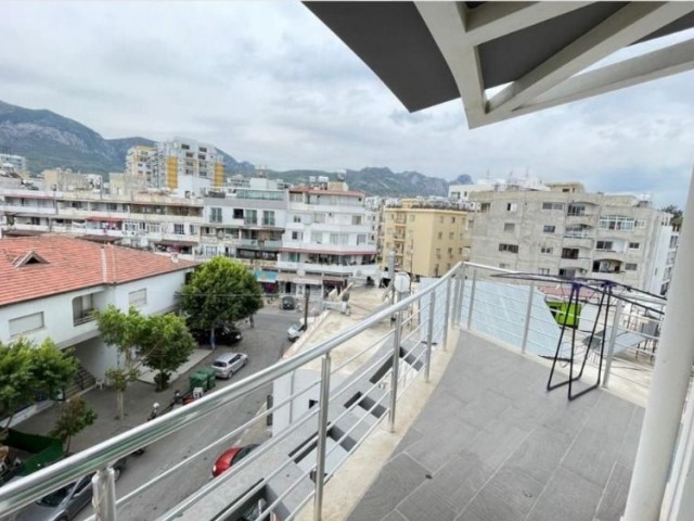 3+1 FLAT FOR SALE IN KYRENIA CENTER