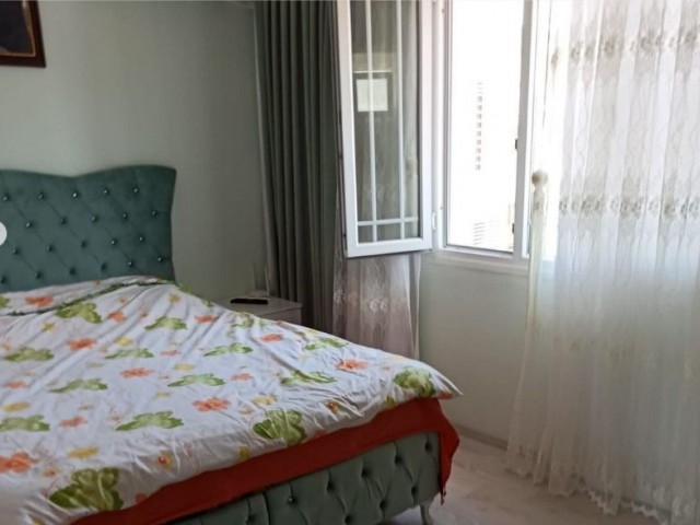 DUPLEX-WOHNUNG ZUM VERKAUF IN GIRNE ALSANCAK