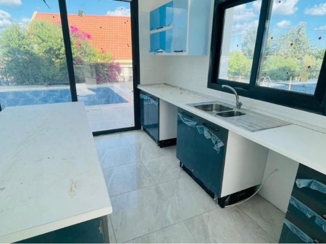 3+1 (3 PIECES) Villa for Sale in Kyrenia Karşıyaka,