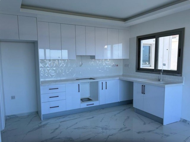 2+1 LUXURY NEW FLAT FOR SALE IN GIRNE ALSANCAK