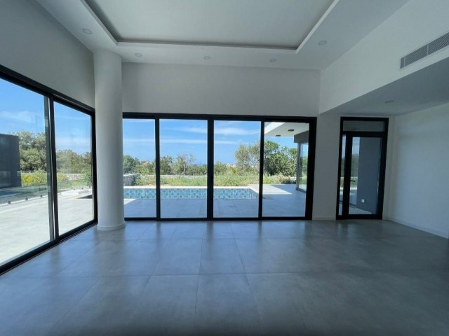 4+1 ULTRA LUXURY VILLA WITH MODERN ARCHITECTURE WITH PRIVATE POOL FOR SALE IN EDREMIT, KIRNE