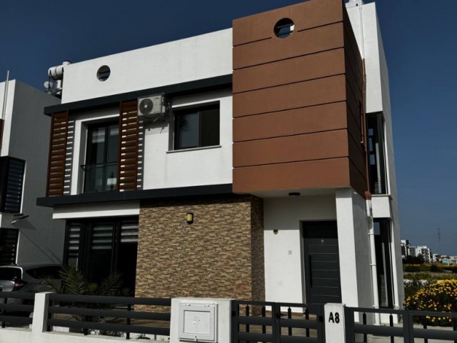 Villa for sale - Yeni Boğaziçi. owner. no agency fee, installment plan for 2 years. 50% first payment