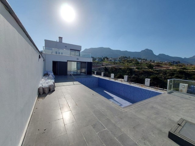 Ultra Luxury 4+2 Villa mit herrlichem Blick in Arapköy, Kyrenia ** 