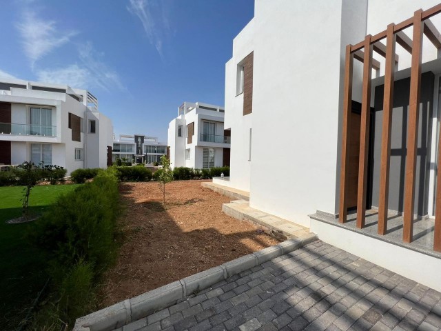 2 bedroom semi detached villa for sale in Fourseasons