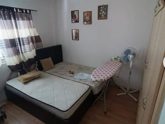 MAĞUSA KARAKOL MAHALLESİNDE SATILIK GENİŞ 3+1 DAİRE