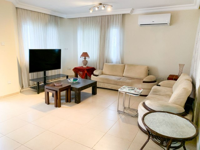 Penthouse For Sale in Yukarı Girne, Kyrenia