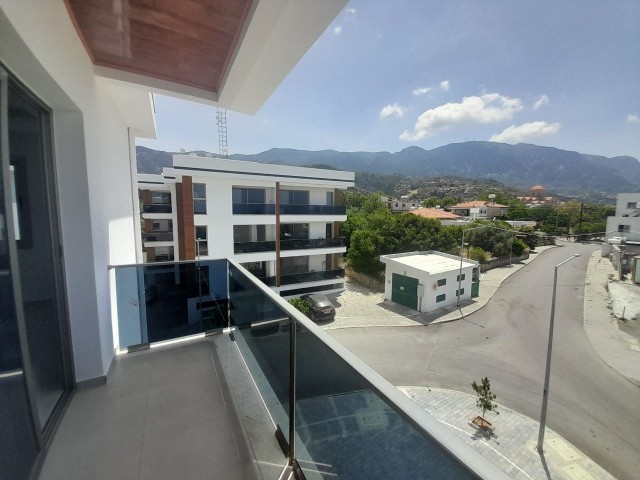 Ready to move in 1+1 flat in a site with sea and mountain views in Alsancak