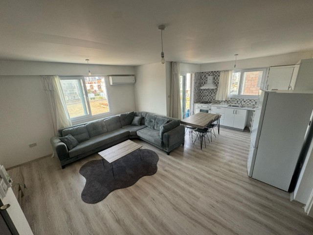 Möblierte 2+1 Wohnung zum Verkauf in Iskele Longbeach