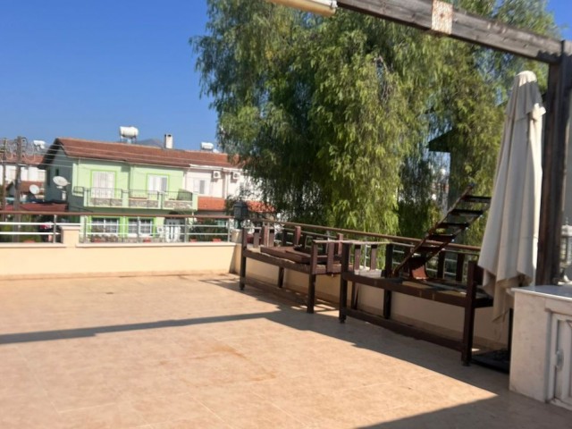 DUPLEX TWIN HOUSE SUITABLE FOR COMMERCIAL USE ON THE WORST MAIN STREET IN LEFKOSA / TASKINKOY