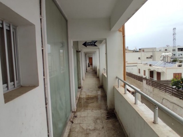 LEFKOSA METROPOL YOLU UZERI TURKISH MALI. 135 M2 LEFKONUKLU IS HANI 1st FLOOR COMMERCIAL PROPERTY SUITABLE FOR USE AS OFFICE/SHOWROOM