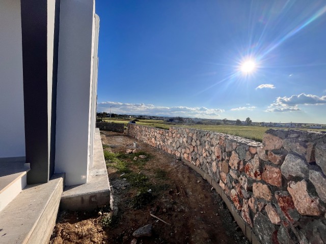 LEFKOCHA / FREISTEHENDES HAUS IM NEUEN SIEDLUNGSGEBIET VON ALAYKÖY  ** 