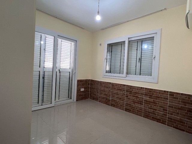 GROUND FLOOR 2+1 APARTMENT FOR SALE IN THE CENTER OF GUINEA ** 