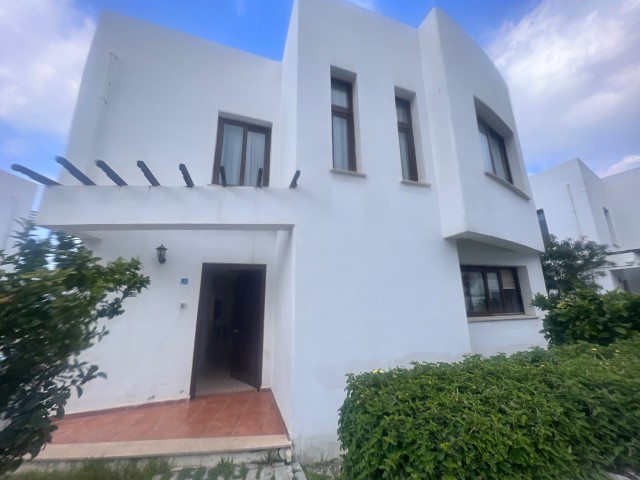 3 +1 DUPLEX VILLA MIT GEMEINSCHAFTSPOOL IN GİRNE/ ALSABCAK 