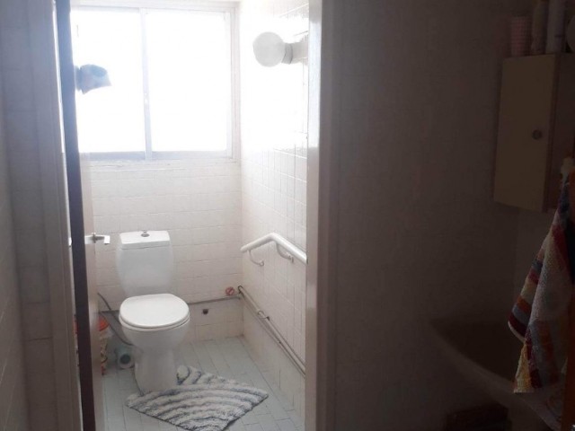 250m2 3+2 wohnung zu verkaufen in LEFKOŞA/ALAYKÖY REGION