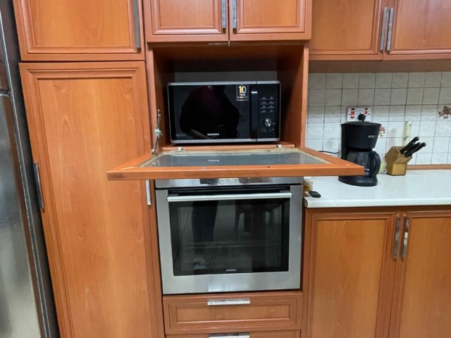 LEFKOŞA/ DEREBOYU STREET 3 + 1 FLAT FOR RENT WITH HANDICAP