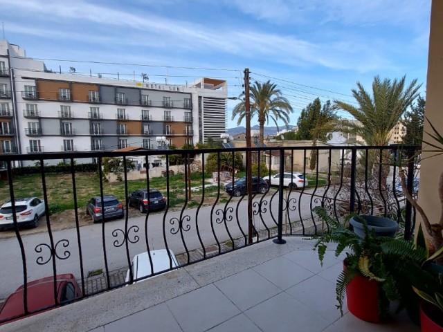 3+1 1ST FLOOR APARTMENT FOR SALE IN LEFKOŞA / BEACH AREA VERY CLOSE TO THE MAIN STREET 