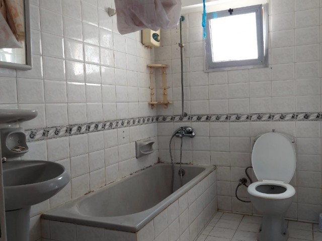 3+1 130 m2 Wohnung zu verkaufen in LEFKOŞA/ ORTAKÖY 