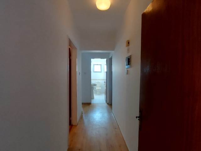 3+1 130 m2 Wohnung zu verkaufen in LEFKOŞA/ ORTAKÖY 