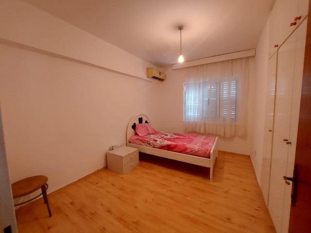 3+1 130 m2 Wohnung zu verkaufen in LEFKOŞA/ ORTAKÖY 