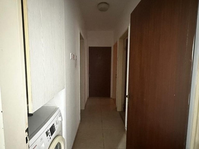 3+1 Wohnung zu verkaufen mit Gewerbeerlaubnis im Erdgeschoss in LEFKOŞA/ORTAKÖY