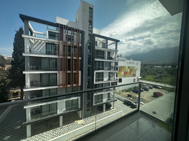 2+1 80 m2 LAST TWO APARTMENTS WITH COMMERCIAL PERMIT IN CENTER OF GIRNE