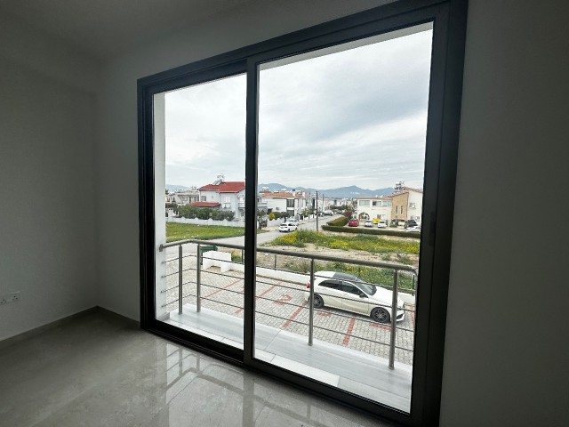 2+1 APARTMENTS WITH QUALITY WORKMANSHIP AND AN ELITE LOCATION IN THE METEHAN REGION OF LEFKOŞA 