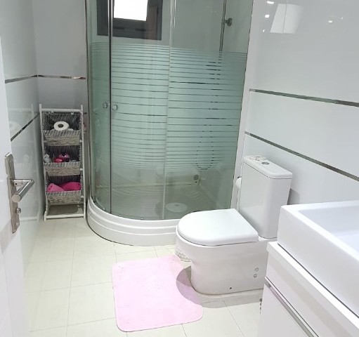 3+1 ENSUITE 1ST FLOOR LUXURY APARTMENT IN LEFKOŞA / HAMİTKÖY