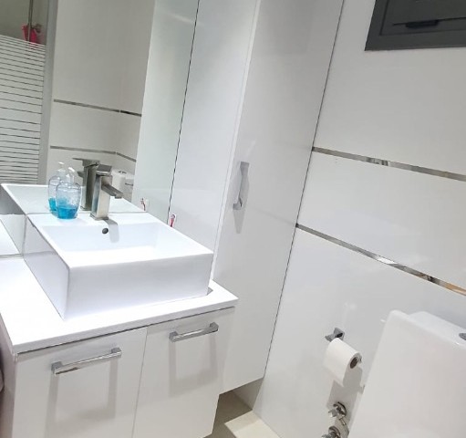 3+1 ENSUITE 1ST FLOOR LUXURY APARTMENT IN LEFKOŞA / HAMİTKÖY