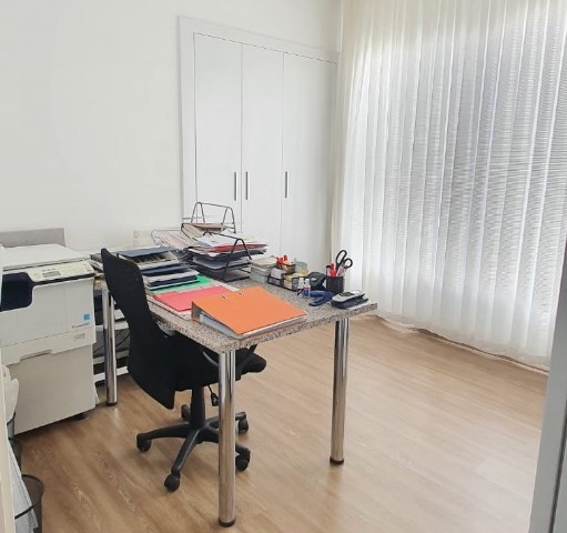 3+1 ENSUITE 1ST FLOOR LUXURY APARTMENT IN LEFKOŞA / HAMİTKÖY