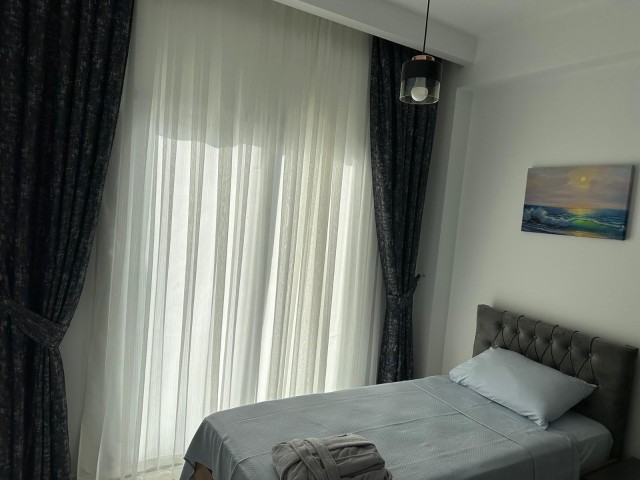 2+1 VOLL MÖBLIERTES PENTHOUSE IN GİRNE / ESSNTEPE 