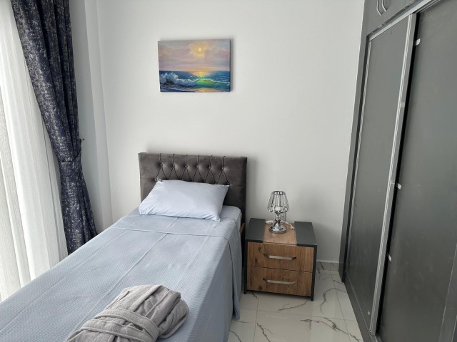 GİRNE / ESENTEPE’de  2+1 FULL EŞYALI PENTHOUSE 