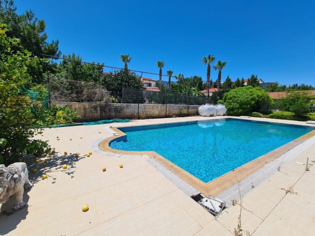 500m2 VILLA WITH POOL WITH POOL IN 2,700 SQUARE FEET IN AMAZING KOBUM IN ALSANCAKTA, GIRNE 