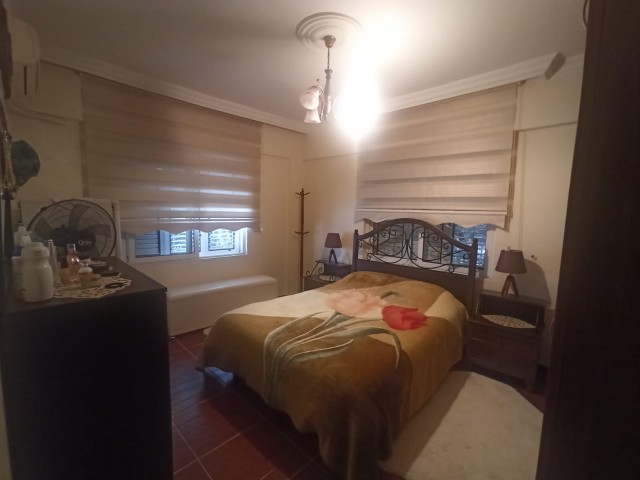 3+1 FLAT FOR SALE IN KYRENIA CENTER