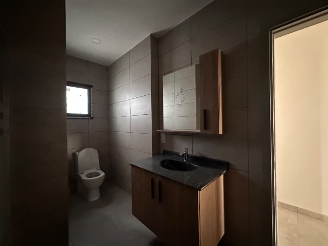 LEFKOŞA / KAYMAKLI BÖLGESİNDE 3+ 1 LÜKS DAİRE