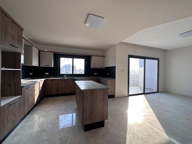 3+ 1 LUXURY FLAT IN NICOSIA / KAYMAKLI AREA