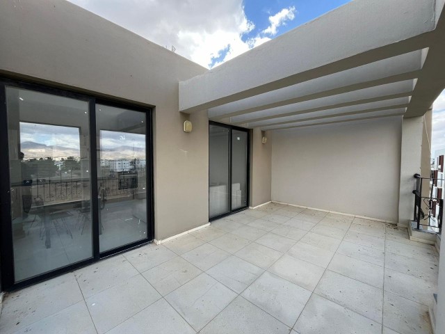 2+1 FLAT FOR SALE IN NICOSIA / KAYMAKLI AREA