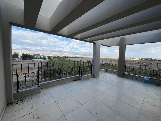 2+1 FLAT FOR SALE IN NICOSIA / KAYMAKLI AREA