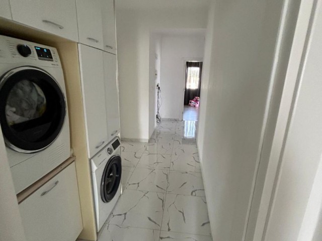 3+2 Flat for Sale in Gönyeli Area