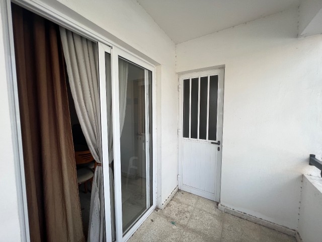 3+1 GROUND FLOOR FLAT WITH COMMERCIAL PERMIT ON NICOSIA N/KAYMAKLI MAIN ROAD