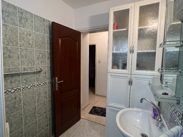 3+1 GROUND FLOOR FLAT WITH COMMERCIAL PERMIT ON NICOSIA N/KAYMAKLI MAIN ROAD