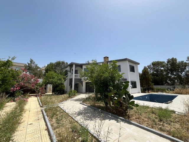 LUXURY VILLA WITH POOL IN NICOSIA/YENIKENT AREA