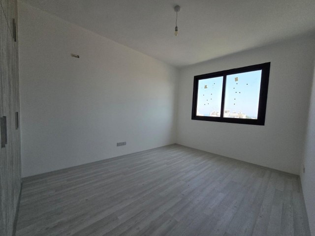 NEW ENSUITE 3+1 FLAT WITH MOUNTAIN AND SEA VIEWS IN GIRNE ALSANCAK AREA