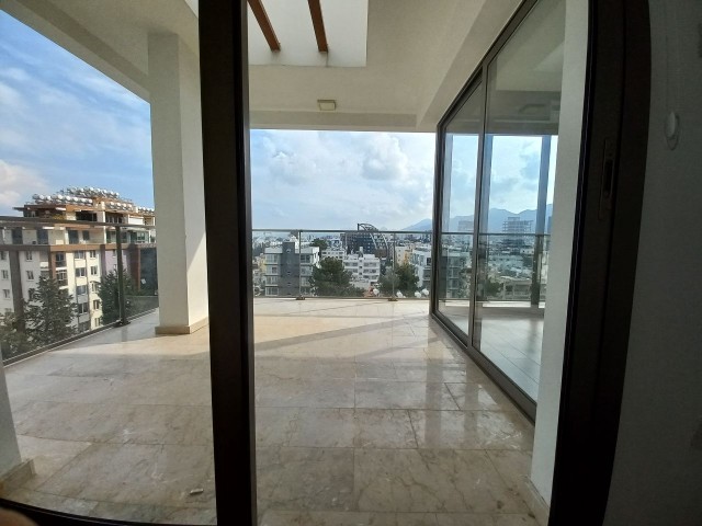 Penthouse Mieten in Girne Merkez, Kyrenia