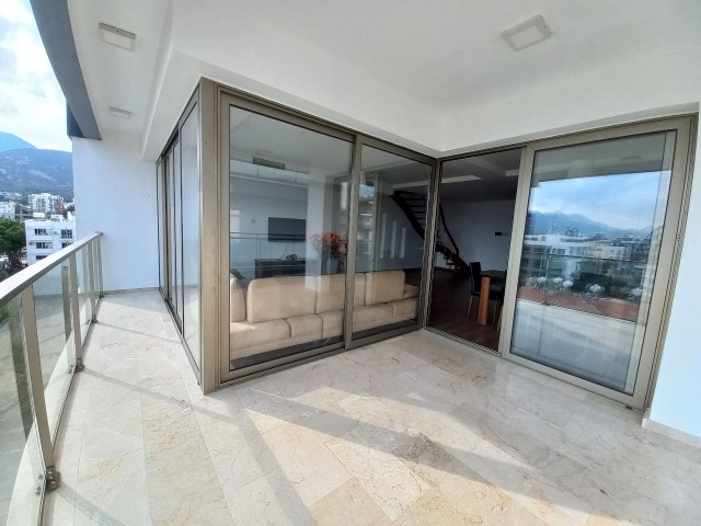 Penthouse Mieten in Girne Merkez, Kyrenia