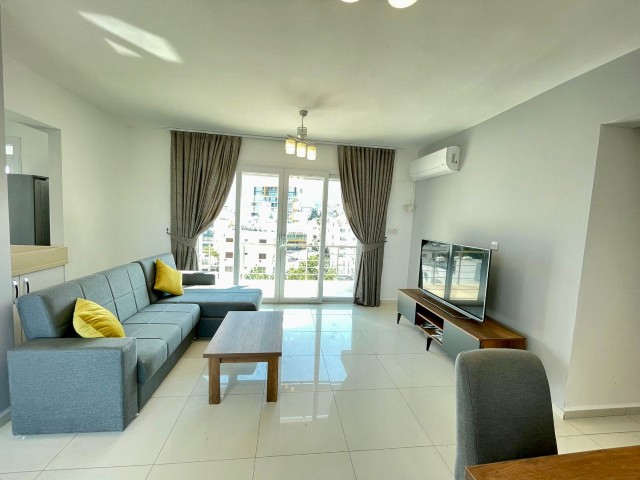 3+1 Penthouse zum Verkauf im Zentrum von Kyrenia